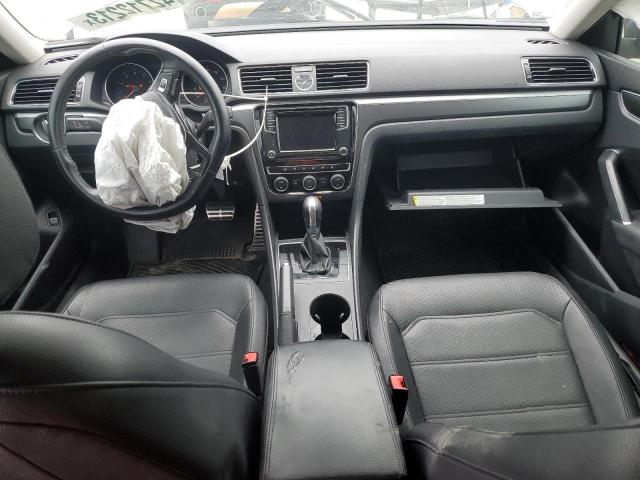 1VWDT7A37HC062884 - 2017 VOLKSWAGEN PASSAT R-LINE Boz foto 8