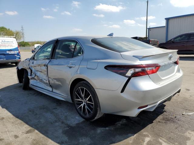 4T1G11AK5PU727053 - 2023 TOYOTA CAMRY SE NIGHT SHADE SILVER photo 2