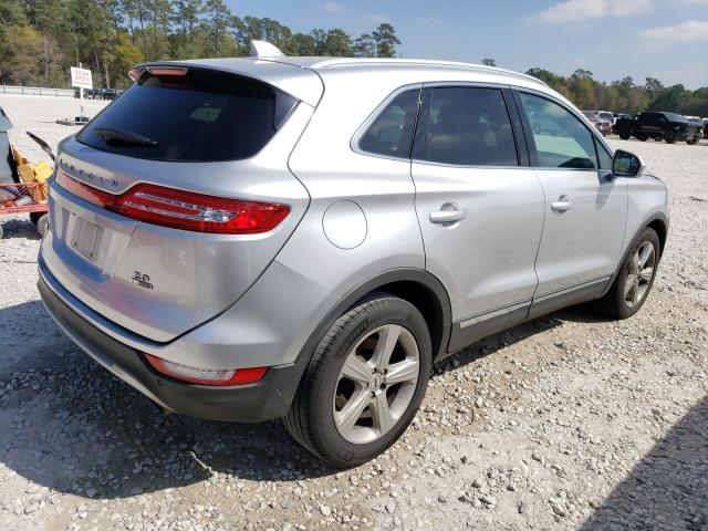 5LMCJ1C9XGUJ28381 - 2016 LINCOLN MKC PREMIERE SILVER photo 3