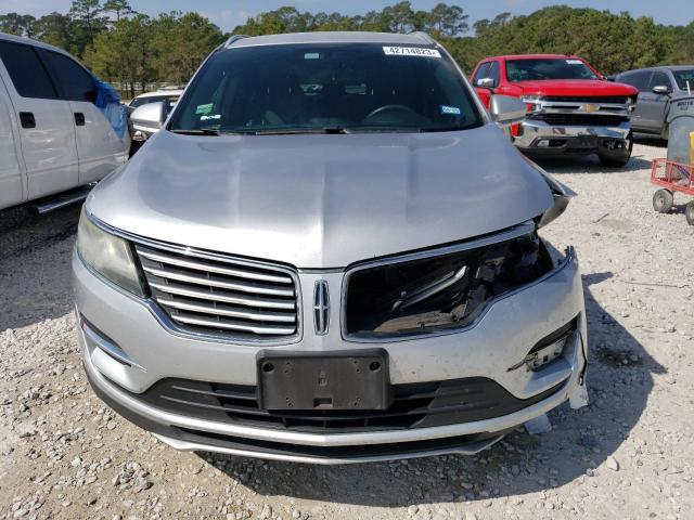 5LMCJ1C9XGUJ28381 - 2016 LINCOLN MKC PREMIERE SILVER photo 5