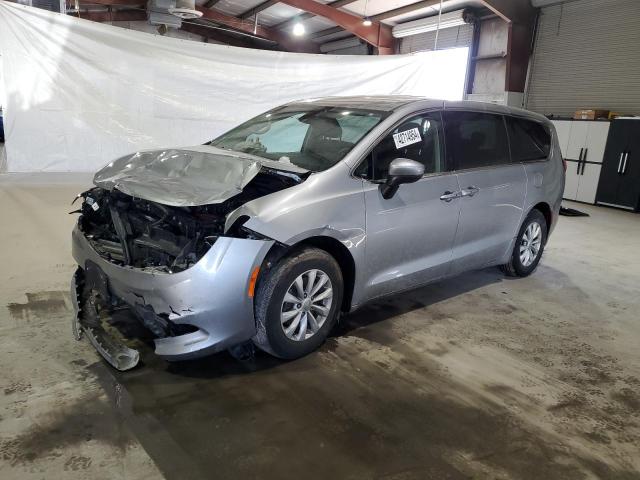 2C4RC1DG8HR678055 - 2017 CHRYSLER PACIFICA TOURING SILVER photo 1