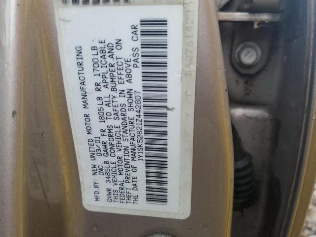 1Y1SK52821Z442807 - 2001 CHEVROLET GEO PRIZM BASE GOLD photo 12