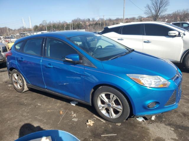 1FADP3K27DL258300 - 2013 FORD FOCUS SE BLUE photo 4