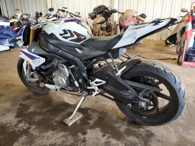 WB10D6204M6D79866 - 2021 BMW S 1000 R WHITE photo 3