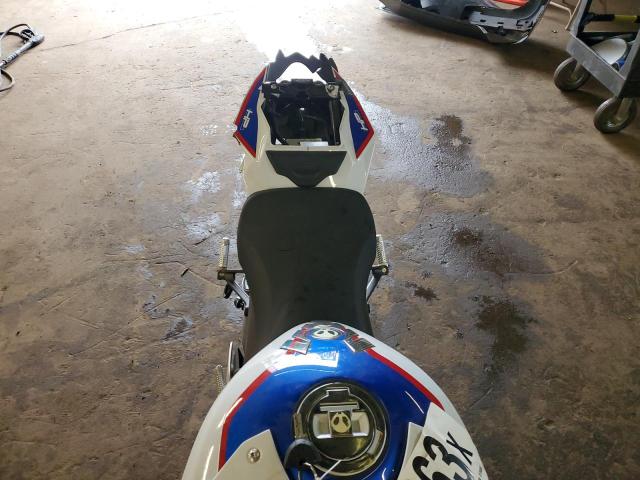 WB10D6204M6D79866 - 2021 BMW S 1000 R WHITE photo 6