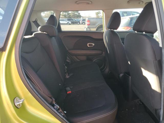 KNDJN2A27F7755308 - 2015 KIA SOUL GREEN photo 10