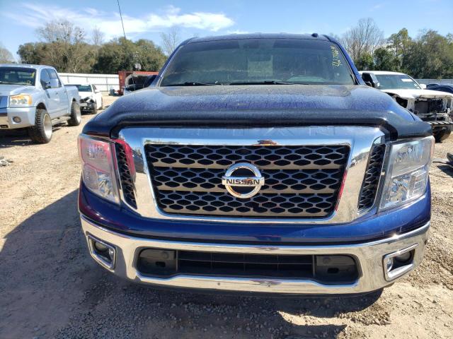 1N6AA1E6XHN537622 - 2017 NISSAN TITAN SV BLUE photo 5