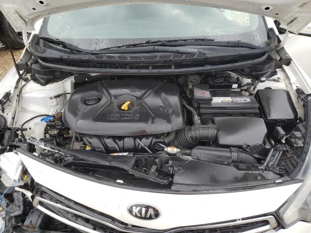 KNAFX6A87G5632971 - 2016 KIA FORTE EX WHITE photo 11