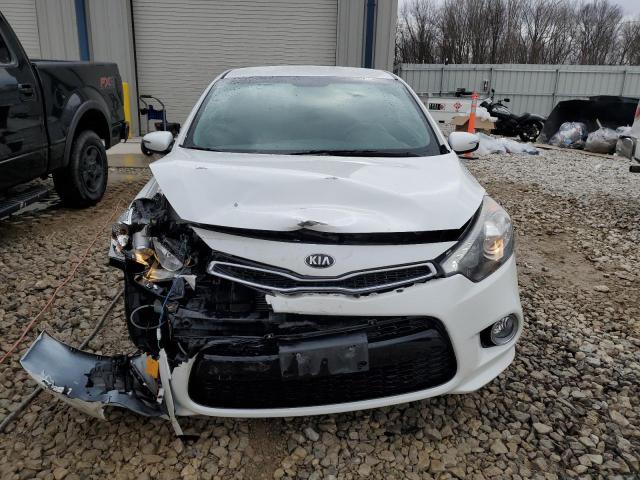 KNAFX6A87G5632971 - 2016 KIA FORTE EX WHITE photo 5