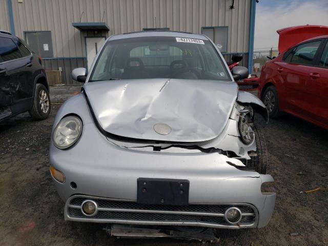 3VWCK21C03M423848 - 2003 VOLKSWAGEN NEW BEETLE SILVER photo 5