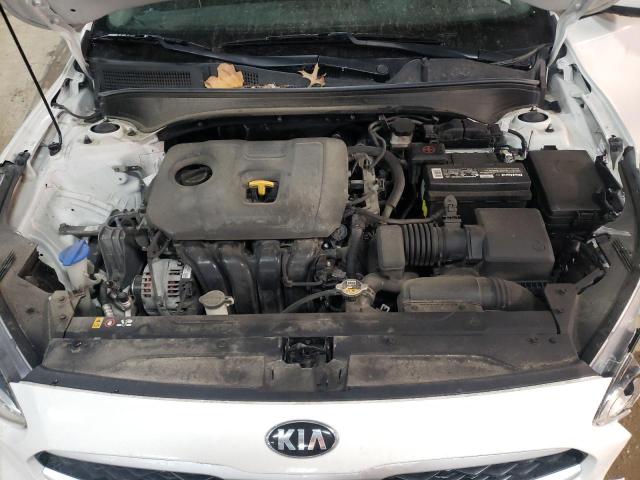 3KPF24AD9KE004362 - 2019 KIA FORTE FE WHITE photo 11