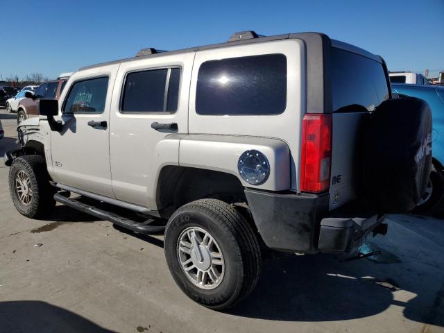 5GTEN13E488121446 - 2008 HUMMER H3 GRAY photo 2