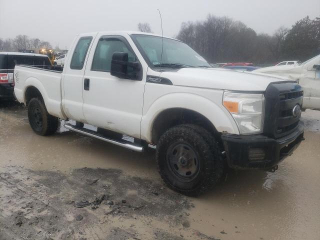 1FT7X2B6XDEA18747 - 2013 FORD F250 SUPER DUTY WHITE photo 4