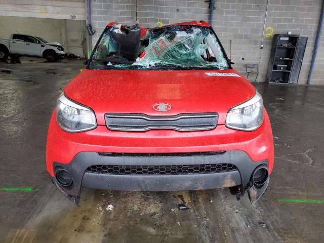 KNDJN2A26K7684788 - 2019 KIA SOUL RED photo 5