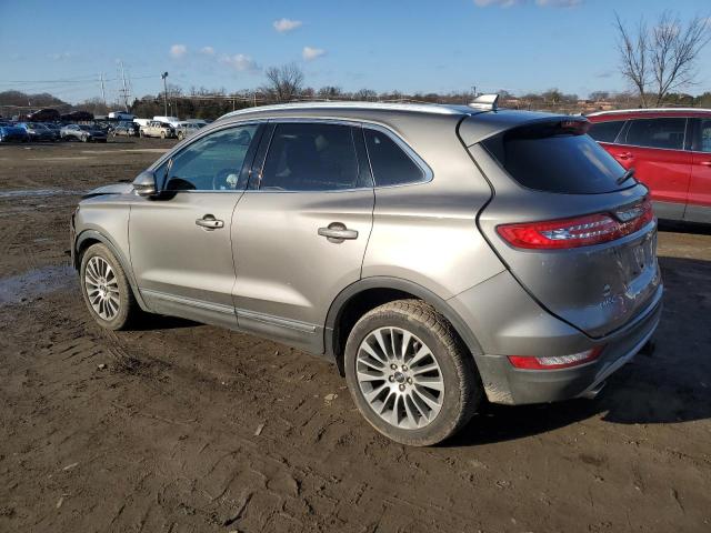 5LMCJ3D90HUL28455 - 2017 LINCOLN MKC RESERVE GRAY photo 2
