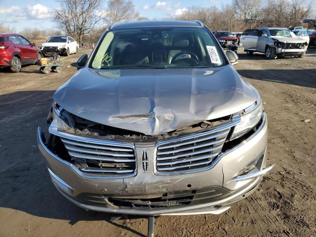 5LMCJ3D90HUL28455 - 2017 LINCOLN MKC RESERVE GRAY photo 5