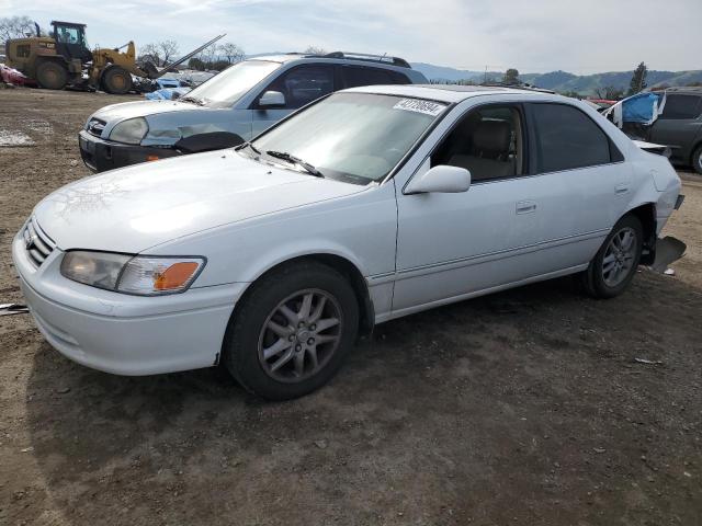 2000 TOYOTA CAMRY LE, 