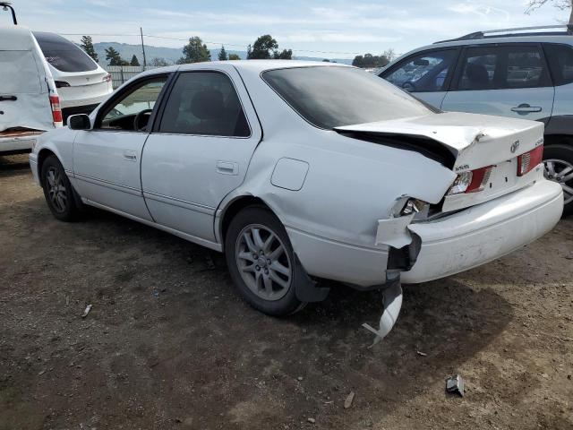 JT2BF28K8Y0280439 - 2000 TOYOTA CAMRY LE WHITE photo 2