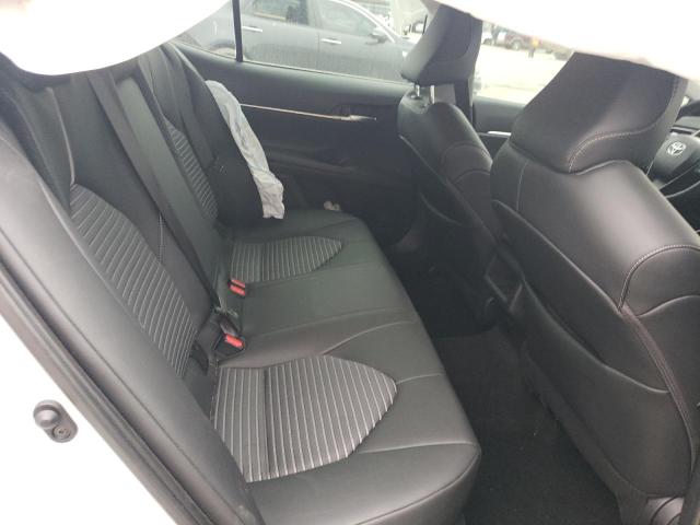 4T1G11AK3RU252067 - 2024 TOYOTA CAMRY SE NIGHT SHADE WHITE photo 10