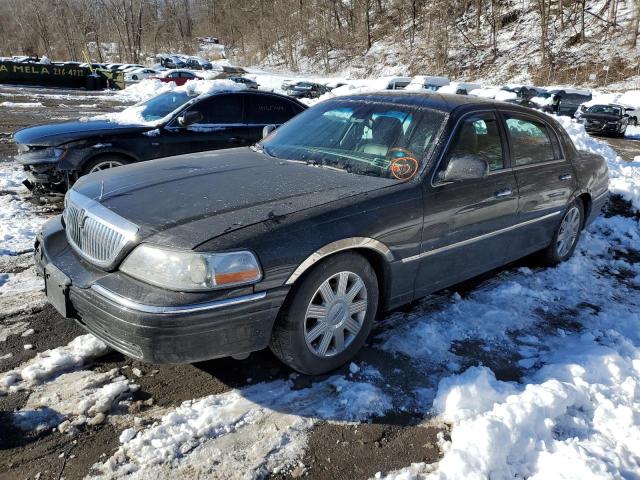 2011 LINCOLN TOWN CAR SIGNATURE LIMITED, 