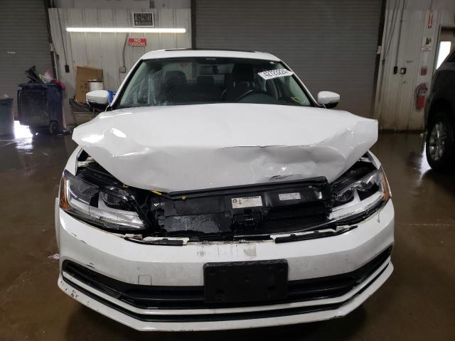 3VWDB7AJ6HM226464 - 2017 VOLKSWAGEN JETTA SE WHITE photo 5