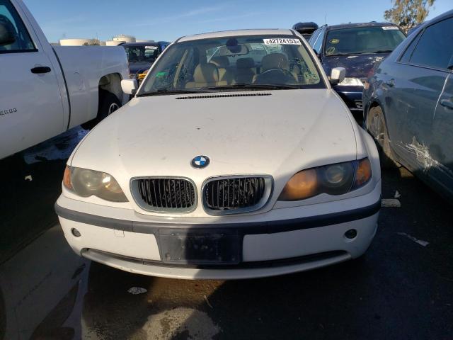 WBAEV33424KR27967 - 2004 BMW 3 SERIES I WHITE photo 5