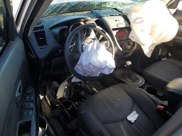 KNDJT2A21B7262563 - 2011 KIA SOUL + SILVER photo 8