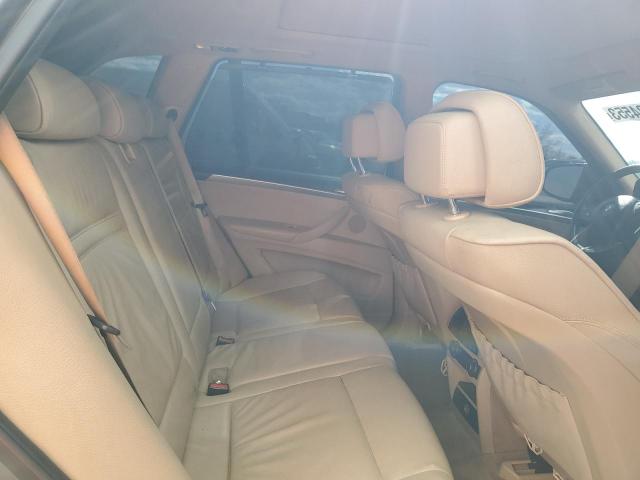 5UXFE4C50AL384922 - 2010 BMW X5 XDRIVE30I SILVER photo 11