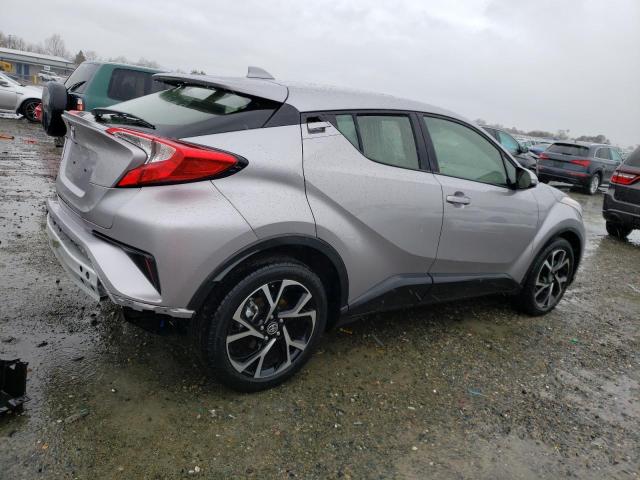 JTNKHMBX8L1077857 - 2020 TOYOTA C-HR XLE SILVER photo 3