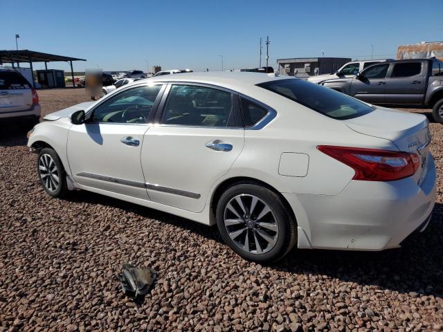 1N4AL3APXGC270439 - 2016 NISSAN ALTIMA 2.5 WHITE photo 2