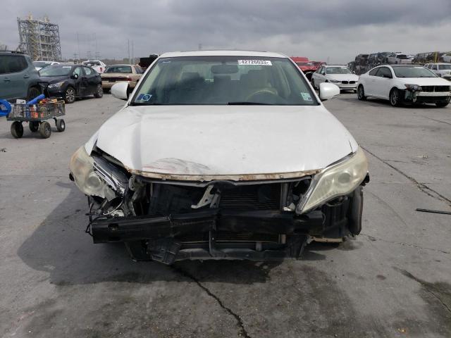 4T1BK3DB8BU390093 - 2011 TOYOTA AVALON BASE WHITE photo 5