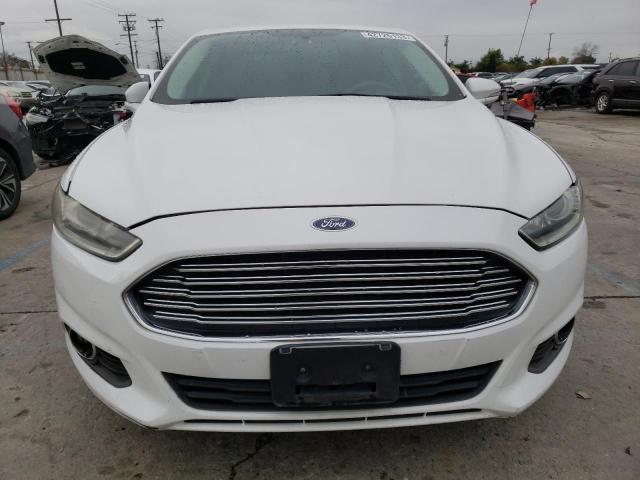 3FA6P0LU1DR304535 - 2013 FORD FUSION SE HYBRID WHITE photo 5