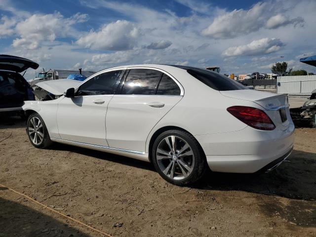 WDDWF4JB1HR261456 - 2017 MERCEDES-BENZ C 300 WHITE photo 2