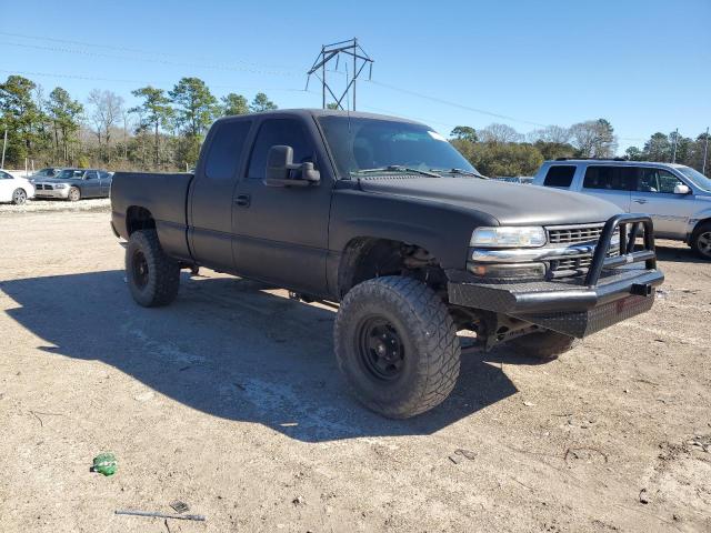 2GCEK19V621233750 - 2002 CHEVROLET SILVERADO K1500 BLACK photo 4