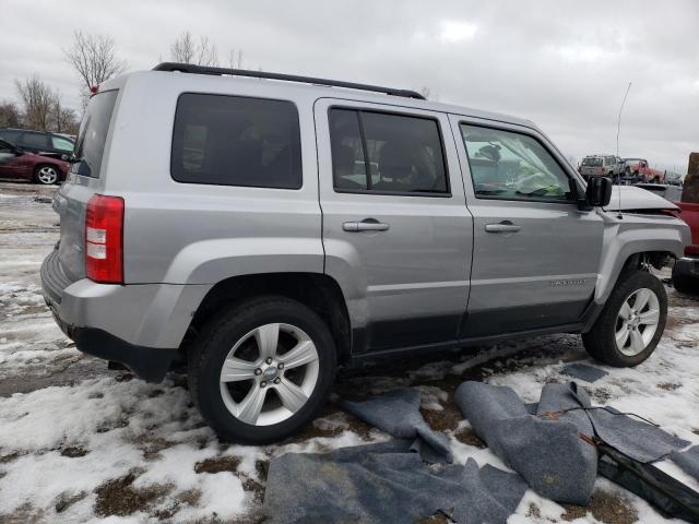 1C4NJRFB2ED817132 - 2014 JEEP PATRIOT LATITUDE SILVER photo 3