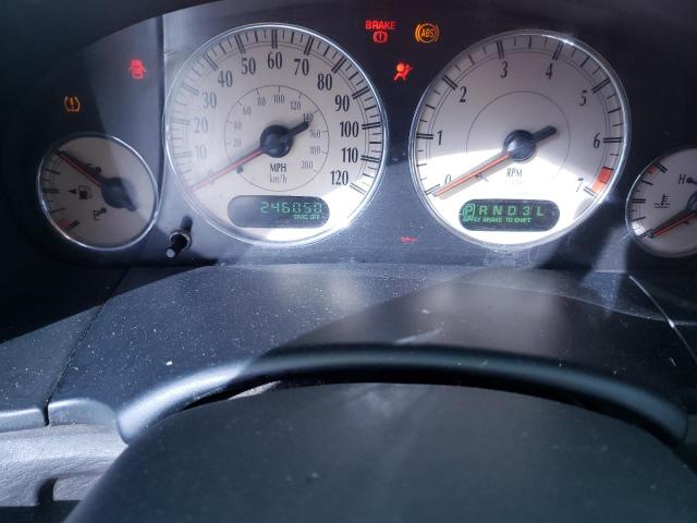 2C4GP54LX4R611743 - 2004 CHRYSLER TOWN & COU TOURING 红色 照片 9