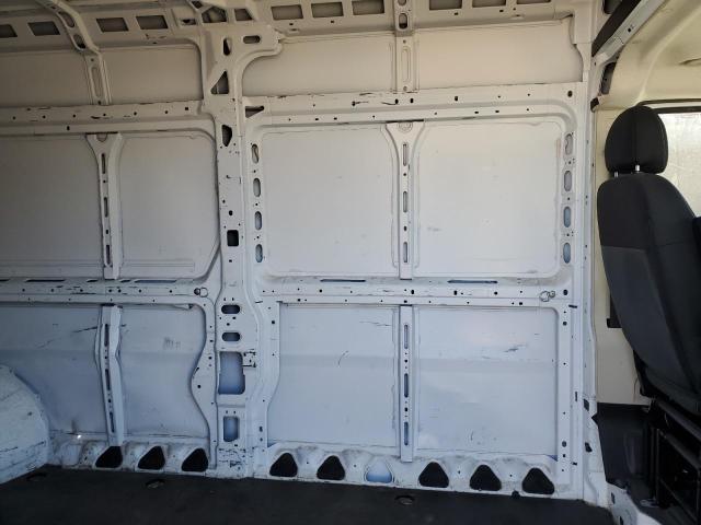 3C6TRVDG5JE154923 - 2018 RAM PROMASTER 2500 HIGH WHITE photo 11