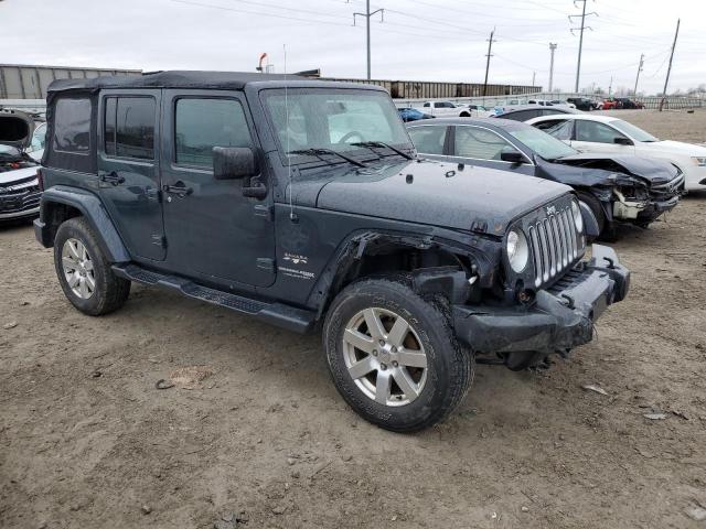 1C4BJWEG5JL837938 - 2018 JEEP WRANGLER U SAHARA GRAY photo 4