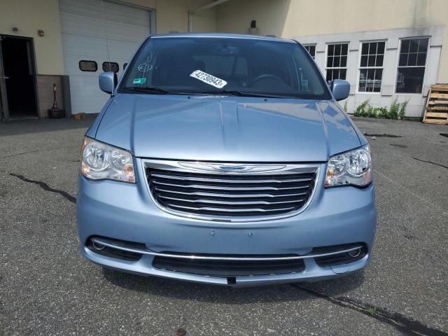 2C4RC1BG3DR797466 - 2013 CHRYSLER TOWN & COU TOURING BLUE photo 5