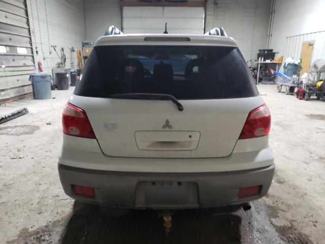 JA4LX41F85U031333 - 2005 MITSUBISHI OUTLANDER XLS WHITE photo 6