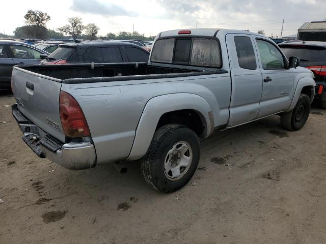 5TETU62N26Z148219 - 2006 TOYOTA TACOMA PRERUNNER ACCESS CAB SILVER photo 3