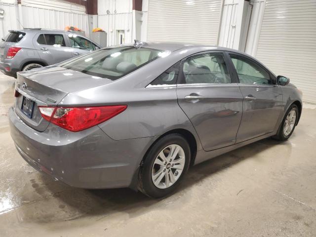 5NPEB4AC5CH336041 - 2012 HYUNDAI SONATA GLS GRAY photo 3