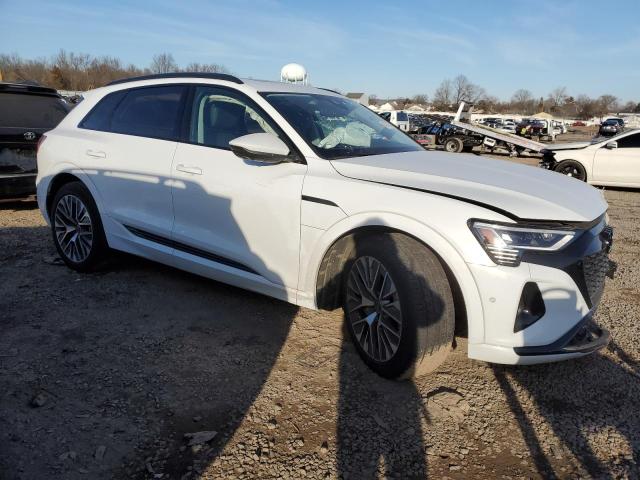 WA16AAGE6RB050640 - 2024 AUDI Q8 E-TRON PRESTIGE WHITE photo 4