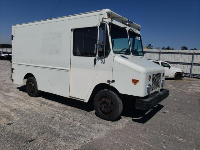 4UZAANCP94CL85324 - 2004 FREIGHTLINER CHASSIS M LINE WALK-IN VAN WHITE photo 4