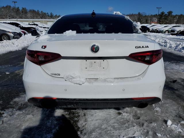 ZARFANAN1K7609208 - 2019 ALFA ROMEO GIULIA WHITE photo 6