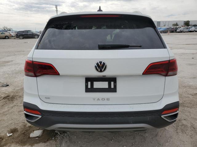 3VVEX7B25PM370605 - 2023 VOLKSWAGEN TAOS SE WHITE photo 6