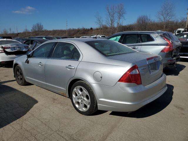 3FAHP0HA9BR222766 - 2011 FORD FUSION SE SILVER photo 2