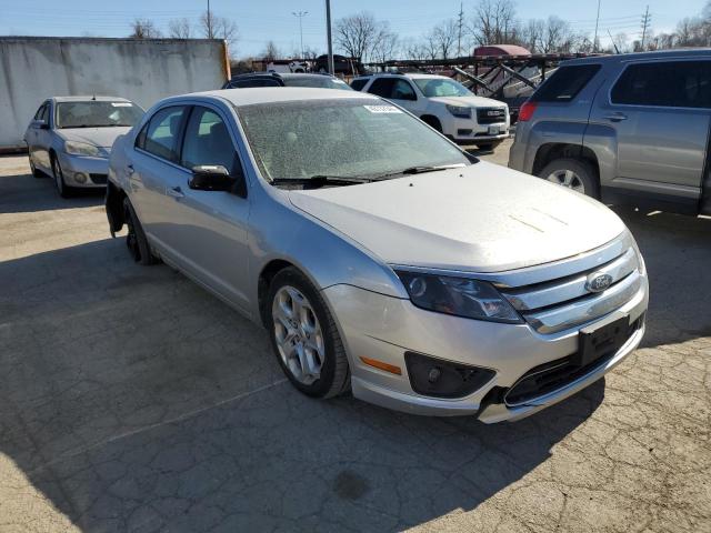 3FAHP0HA9BR222766 - 2011 FORD FUSION SE SILVER photo 4