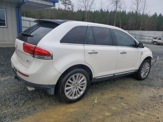 2LMDJ6JK7BBJ30523 - 2011 LINCOLN MKX WHITE photo 3