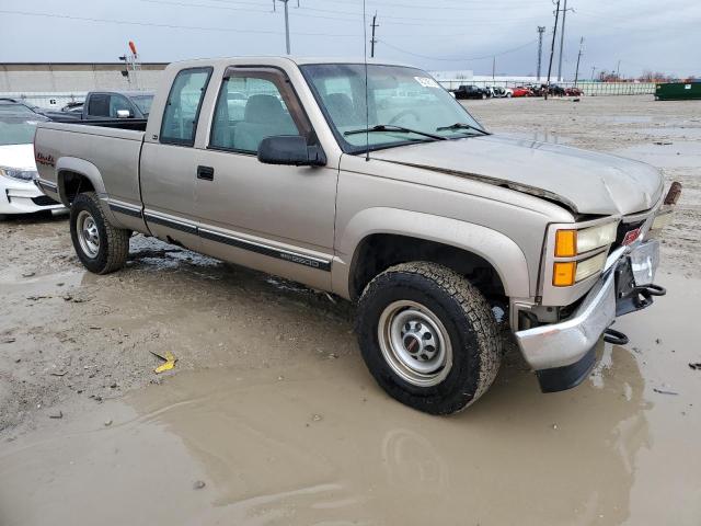 1GTGK29J1YF439409 - 2000 GMC SIERRA K2500 TAN photo 4